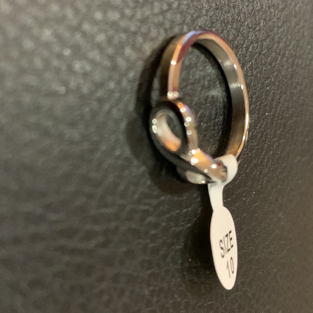 Ring - Picture 4 of 7